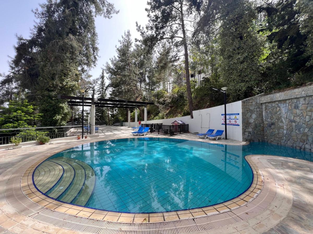 Poed Residences Платрес Екстериор снимка